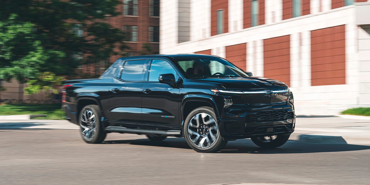 Chevrolet Silverado EV RST